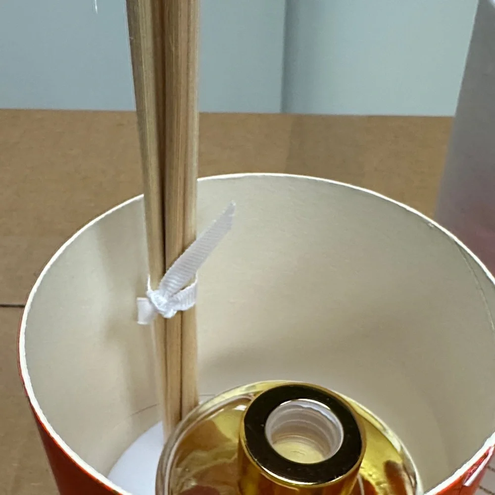 Energy Reed Diffuser - Red and Gold - Picture 3 of 3